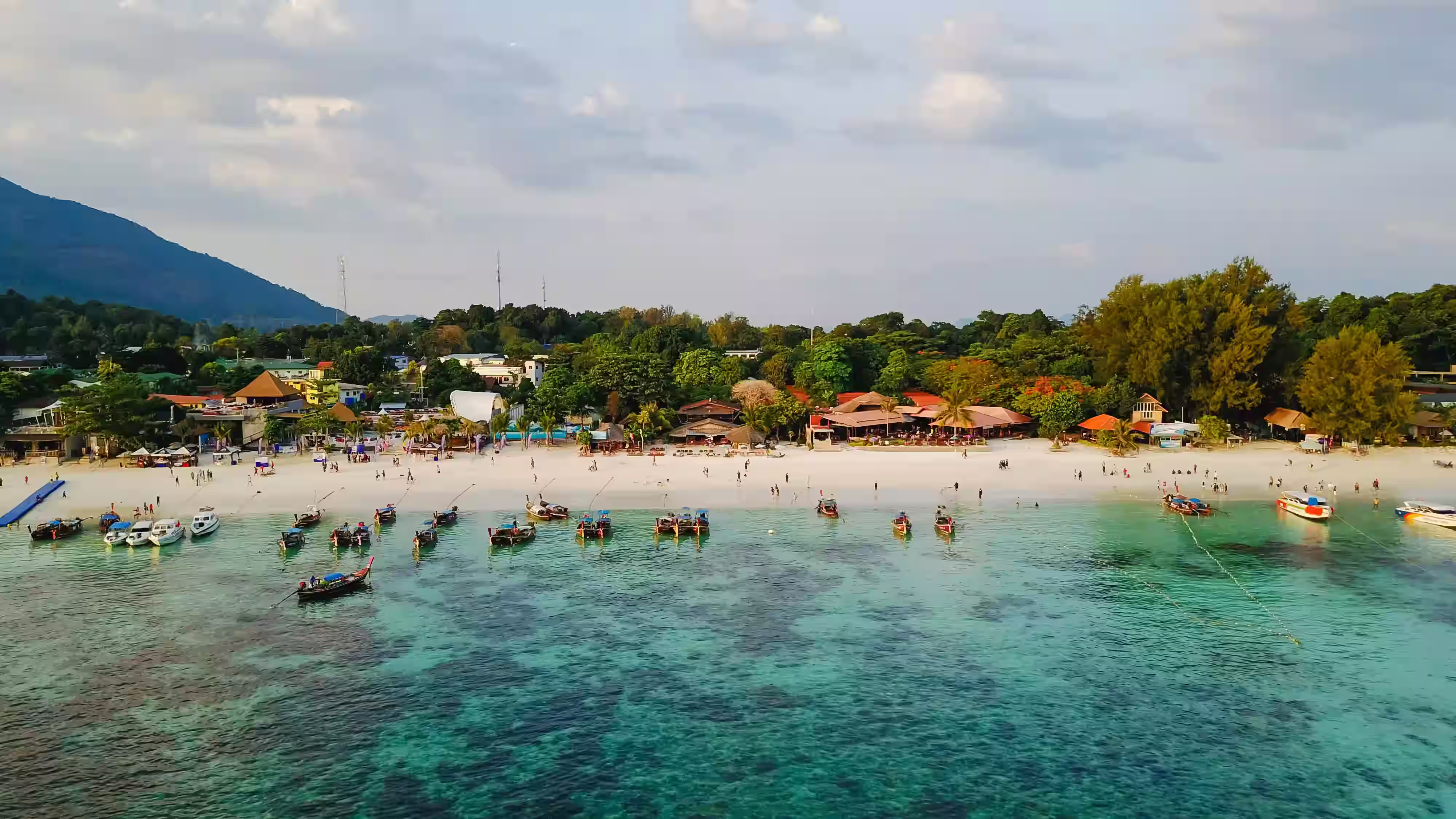 Koh Phangan shoreline view near Thong Sala